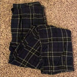 Croft & barrow navy and gray plaid pajama pants